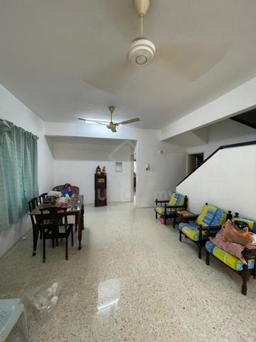 2 Storey For Sale @ Taman Munsyi Ibrahim/ Tampoi/ Corner Lot 1