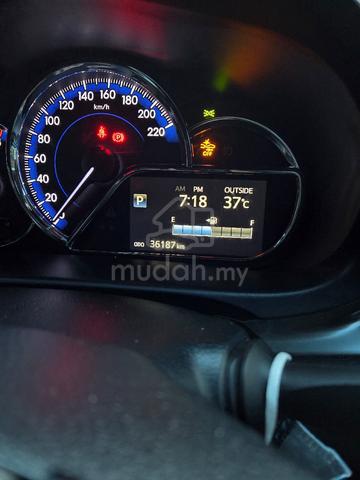 2022 Toyota YARIS 1.5 E MY19 FACELIFT (A) - 4
