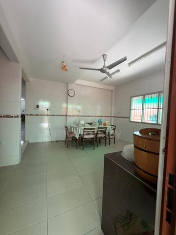 Sec 6 PJ Renovated Double Storey Bungalow Below Market Pricing 1