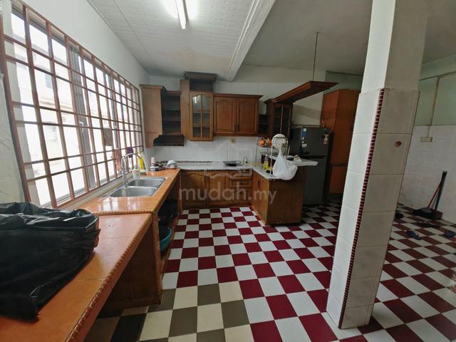 [FACING OPRN]Double Storey Jalan Sri Sarawak Taman Sri Andalas,Klang 5