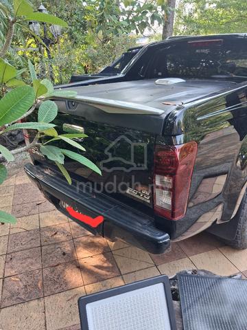 2015 Isuzu D-MAX 2.5 DIABLO 4X4 VGS 4JJ1-TCX VGS - 2