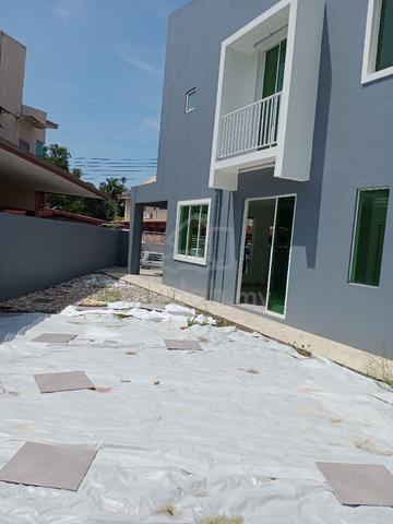 Taman Bukit Pulutan Double Storey Intermediate Corner Lot Menggatal 1