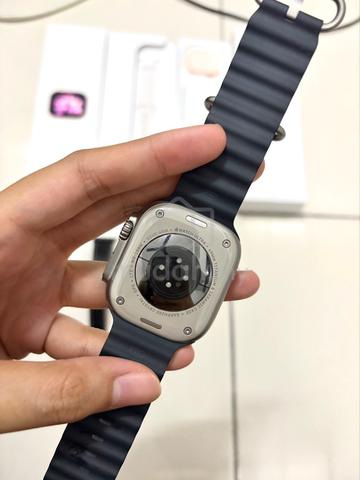 Apple Watch Ultra GPS 49MM Titanium - photo 2 of 5