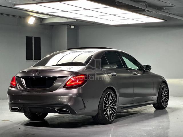 2019 Mercedes Benz C300 2.0 AMGLine FullSpec 1Owne - 4