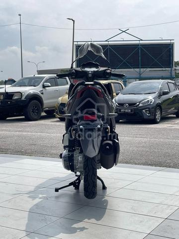 Carousel Image
