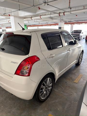 2010 Suzuki SWIFT 1.5 PREMIER (A) - 5