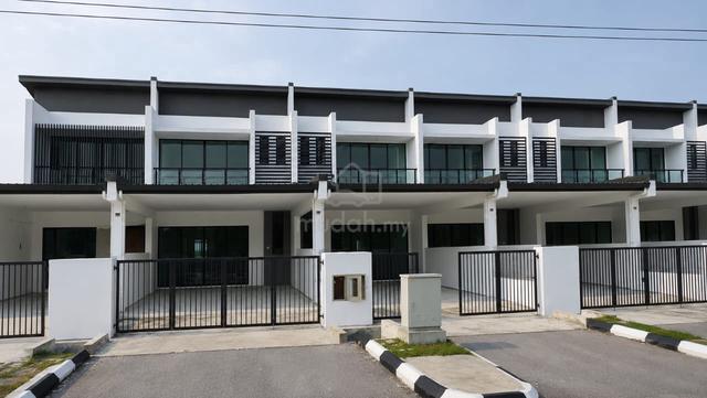 Matang Moyan Double Storey Intermediate 1