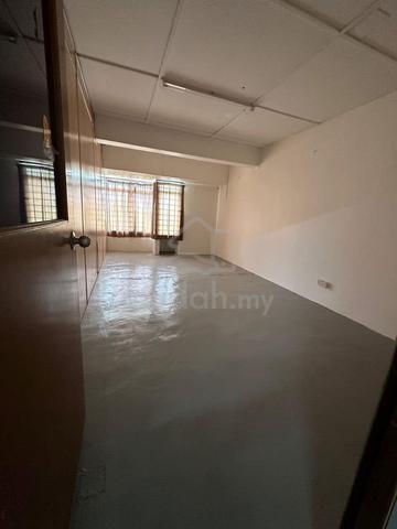 Ipoh Garden East First Floor Shoplot For Rent 3
