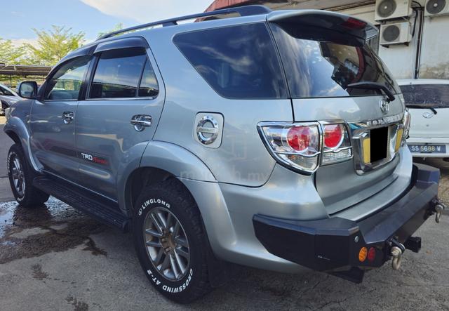 2014 Toyota FORTUNER 2.5 A TRD (D) FL (AT) (SUV)🩶 - 4