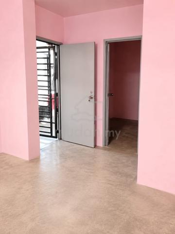 Taman Tampoi Utama Flat 1