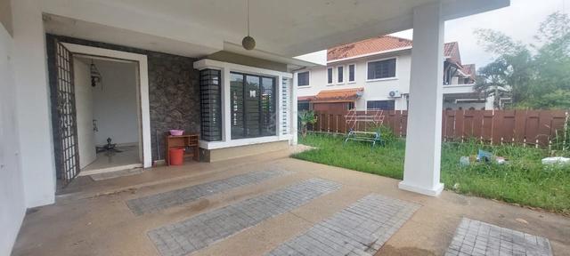 Extended 2 Storey End Lot house with extra land Alam Impian Shah Alam 1