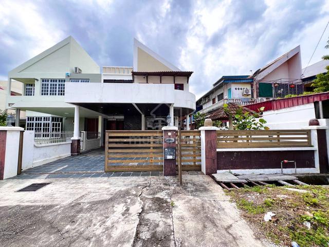 2.5 Storey Semi-D , Taman Century Batu Uban Penang. 2km USM 1
