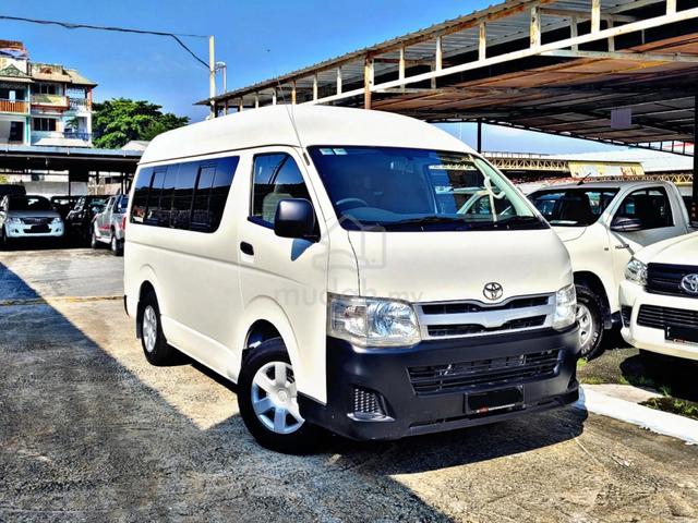 2011 Toyota HIACE 2.7 WINDOW VAN LOW MILEAGE - 2