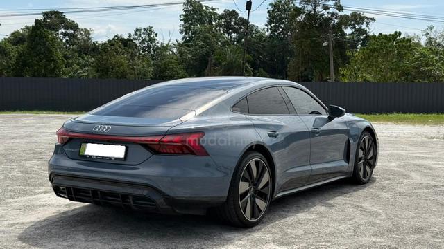 2023 Audi E-TRON GT QUATTRO/BATTERY UNDER WARRANTY - 2