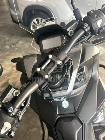 Urgent Sale! 2025 HONDA ADV160A – RM10,000 ONLY! - photo 9 of 10