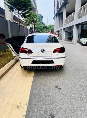 Volkswagen CC 2.0 TSI - Pearl White - moon-roof - 4