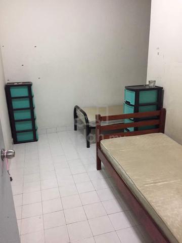 Sharing Room (1 slot available) Female Baiduri Apt Seksyen 7 Shah Alam 3