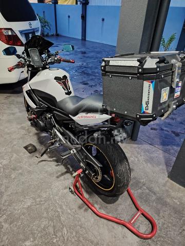 YAMAHA XJ6 2013/2014 Direct Owner - photo 2 of 10