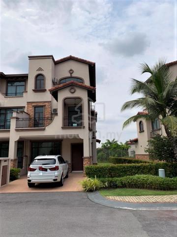 SPACIOUS 3 Storey Superlink Diamond Residence, Semenyih 1