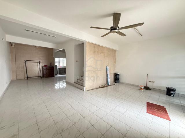Freehold 2-Sty 20x55 3r2b Taman Chi Liung Klang for sales 1