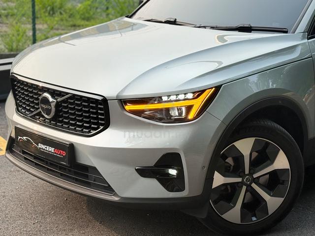 Volvo XC40 2.0 B5 ULTIMATE/F.S.R/BANKER OWNER/PM - 5