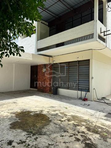 Double storey semi detached in Batu Uban 1