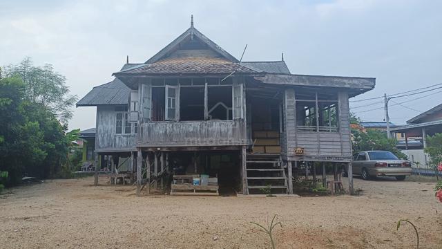 Terengganu Cabang Tiga Freehold House For Sale 1