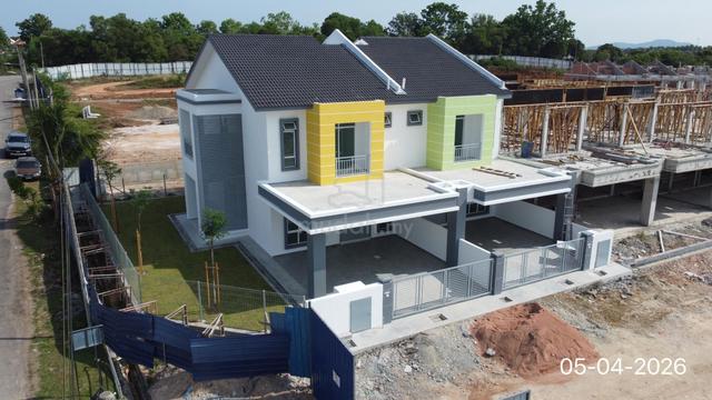 Freehold Double Storey Terrace House Fully Extended, Taman Cheng Setia 1