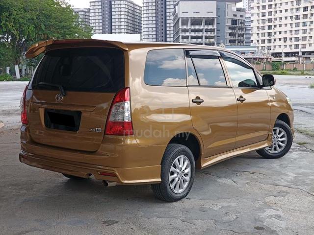 2015 Toyota INNOVA 2.0 E (A) LEATHER SEAT - 2