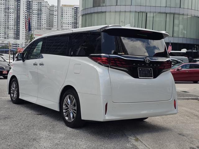 2025 Toyota ALPHARD 2.5 Z AD PARK SROF 5A 10K KM - 2