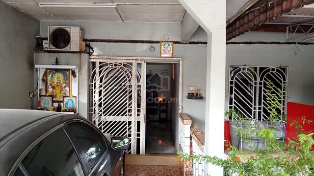 Single storey house at Taman Sentosa Klang Selangor. 1