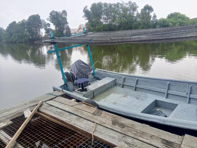 Bot Fiber 22 kaki,lebar 6 kaki sekali engine 60 HP - photo 3 of 4