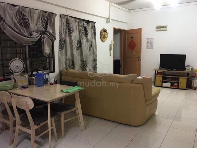 The Embassy (Bangunan Duta Impian) 1