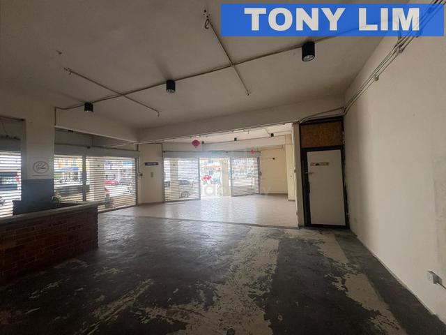 Ground Floor Shop at Pusat Perniagaan Alma 2460Sf For Rent 1