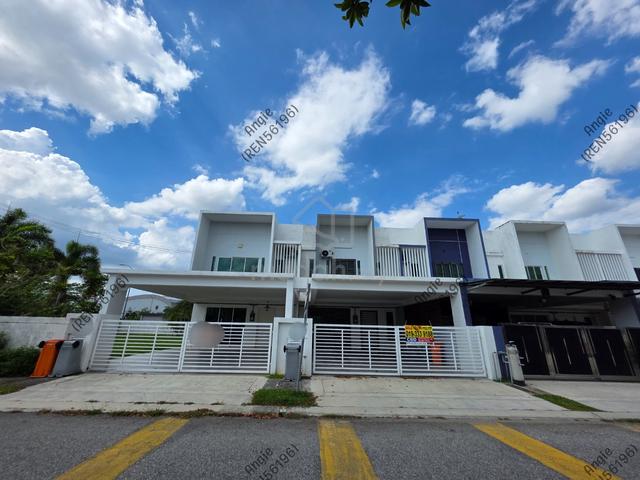 Hijayu 3B Elvina Double Storey Terrace Bandar Sri Sendayan 1