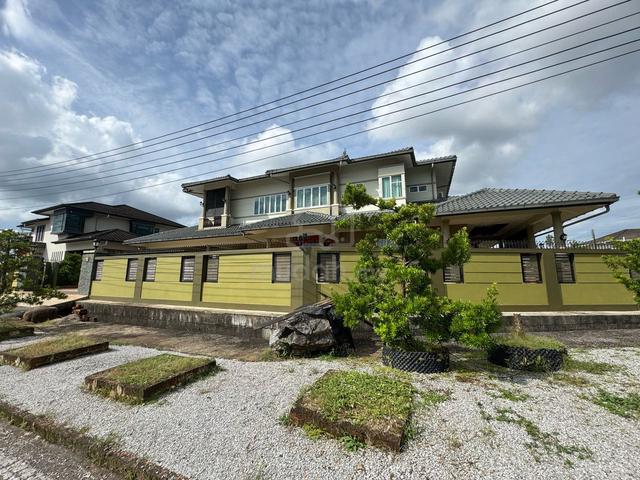 Stapok Double Storey Detached House, Land Size: 20.04 Points, For Sale 1