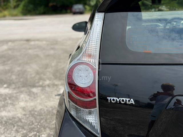2013 Toyota PRIUS C 1.5 HYBRID FULL SERVICE TOYOTA - 5