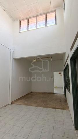 1sty House Ayer Keroh, Melaka 1