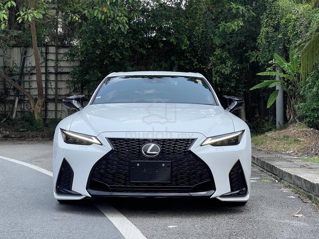TRD 2023 Lexus IS300 2.0 F-SPORT MODE BLACK III - 2