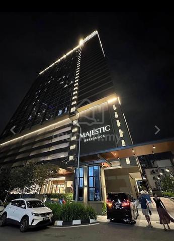 Majestic Residence 1