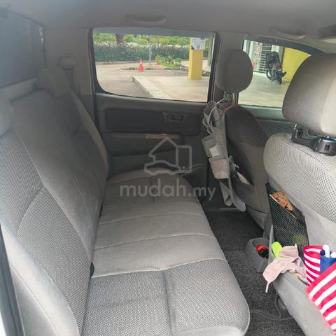 2011 Toyota HILUX 2.5 G (A) - 5