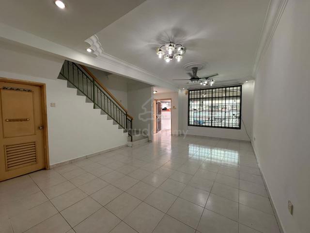 Double storey terrace house for Sale - Taman Sri Pulai Perdana 1