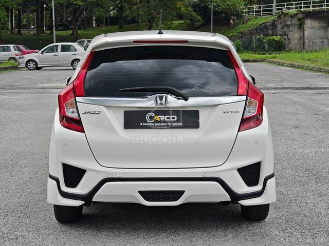 2017 Honda JAZZ 1.5 E (A) CAR KING !! FULL LOAN !! - 4