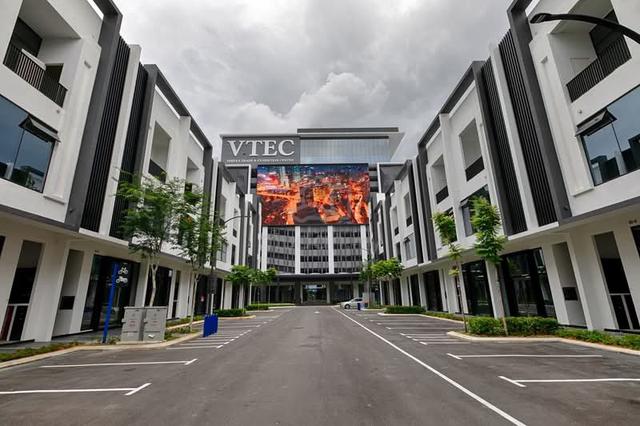 vervea/jalan vervea 7/ground and 1st floor shoplots 1