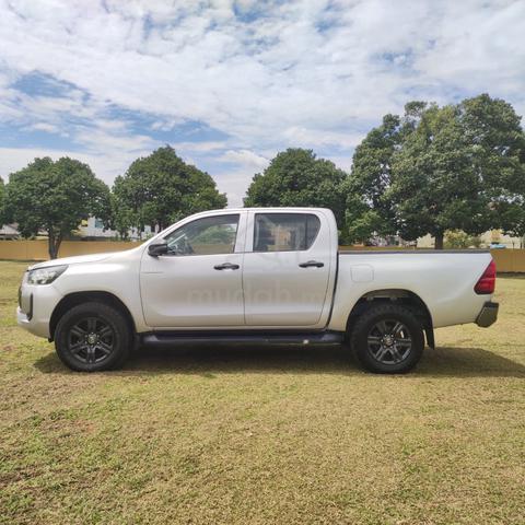 2022 Toyota HILUX 2.4 E MY20 (A) - 3
