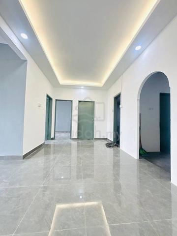 Mutiara Subang 1