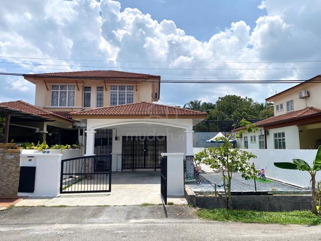 New Refurbished Semi D House, Bandar Baru Salak Tinggi 1