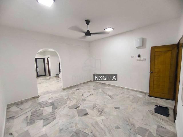 Kg Jawa Klang 2 Storey House 18x50 3R2B Reno Partial Furnished Rent 1