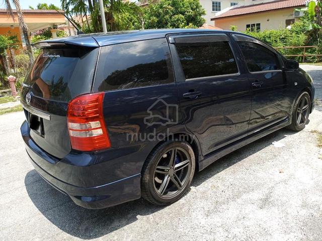 Toyota WISH 1.8 (A) - 1