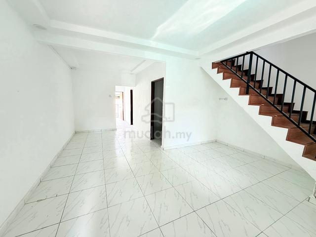 Port Dickson Taman PD Utama Jalan Mawar 4 Rooms Full Loan Renovated 1